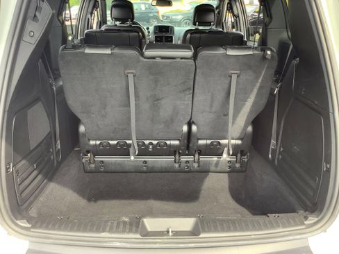 Used 2019 Dodge Grand Caravan GT FWD image 14