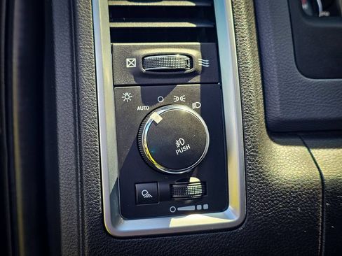 Used 2016 RAM 3500 Big Horn AWD/4WD image 14