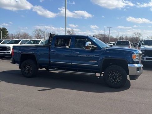Used 2017 GMC Sierra 2500 SLT image 3