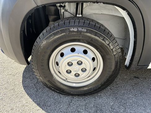 Used 2022 RAM ProMaster 2500 FWD image 13