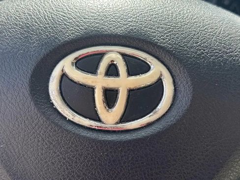 Used 2011 Toyota Corolla LE FWD image 21