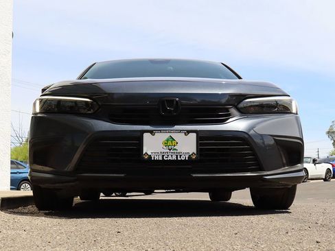 Used 2023 Honda Civic Sport image 17