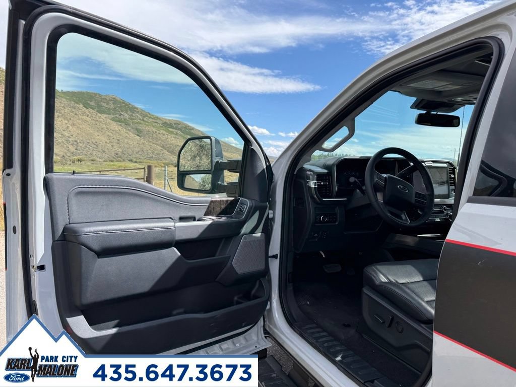 New 2026 Ford F350 Lariat w/ Black Appearance Package AWD/4WD image 14