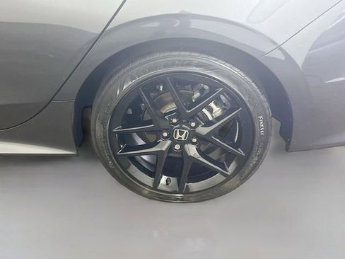 Used 2025 Honda Civic Sport image 24