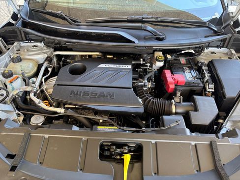 Used 2025 Nissan Rogue SV FWD image 34