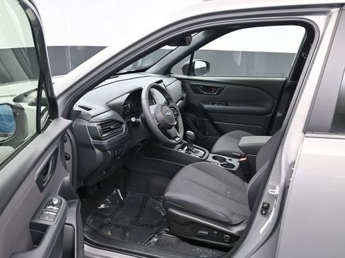 Used 2025 Subaru Forester Premium image 7