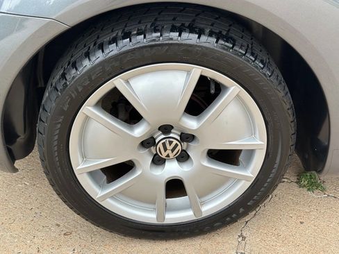 Used 2002 Volkswagen Beetle S image 34