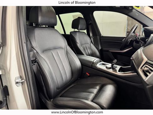 Used 2022 BMW X5 xDrive40i w/ Luxury Seating Package AWD/4WD image 12