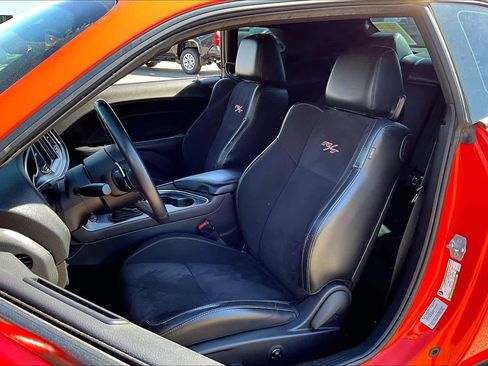 Used 2016 Dodge Challenger R/T Scat Pack w/ Leather Interior Group image 7