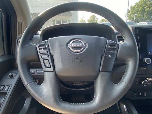 Used 2024 Nissan Frontier SV w/ Technology Package image 20