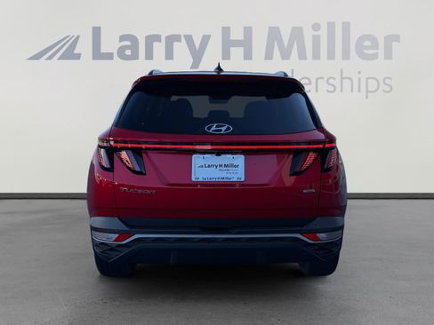 Used 2023 Hyundai Tucson SEL w/ Convenience Package AWD/4WD image 4