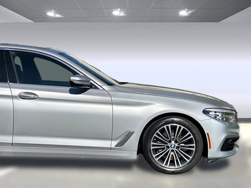 Used 2018 BMW 530i image 34