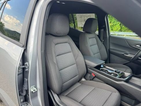 New 2027 Chevrolet Equinox LT AWD/4WD image 24