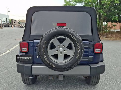 Used 2013 Jeep Wrangler Unlimited Sport AWD/4WD image 6