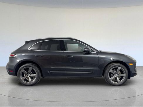 New 2026 Porsche Macan image 9
