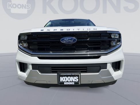 New 2026 Ford Expedition Platinum w/ Platinum Ultimate Package AWD/4WD image 11
