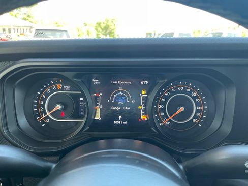 Used 2025 Jeep Gladiator Rubicon AWD/4WD image 28