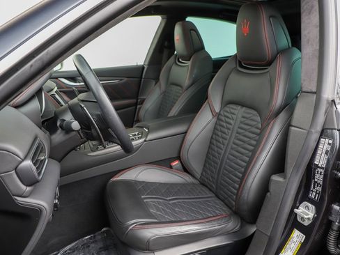 Used 2019 Maserati Levante Trofeo image 26