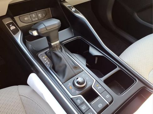 New 2026 Kia Sorento S AWD/4WD image 8