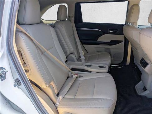Used 2019 Toyota Highlander Limited AWD/4WD image 21