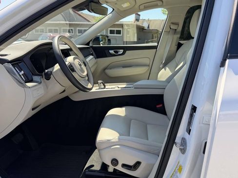 Used 2024 Volvo XC60 B5 Core w/ Climate Package AWD/4WD image 16
