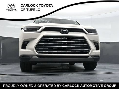 Used 2024 Toyota Grand Highlander AWD image 63