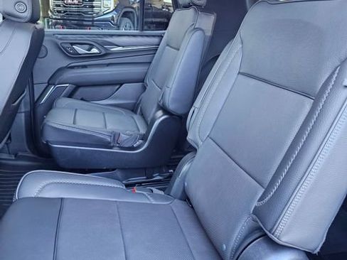 Used 2024 GMC Yukon Denali image 21