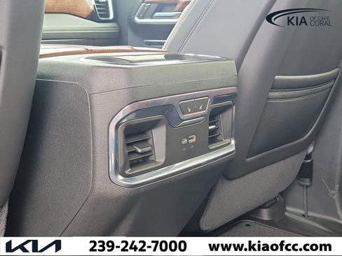 Used 2022 GMC Sierra 1500 Denali Ultimate AWD/4WD image 13