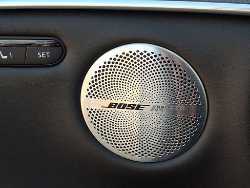 Used 2025 INFINITI QX55 Essential image 31