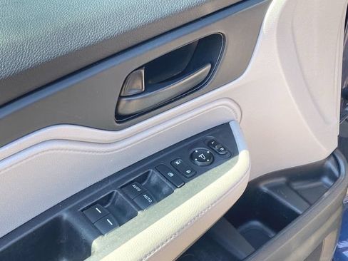 Used 2020 Honda Odyssey LX image 21