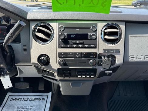 Used 2013 Ford F250 XLT w/ XLT Premium Pkg AWD/4WD image 9