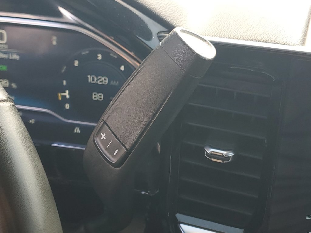 Used 2023 Chevrolet Silverado 1500 LT RWD image 16