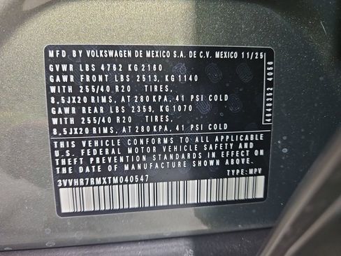 New 2026 Volkswagen Tiguan SE R-Line FWD image 29