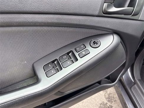 Used 2015 Kia Optima LX image 11