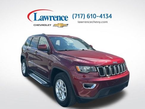 Used 2019 Jeep Grand Cherokee Laredo AWD/4WD image 1