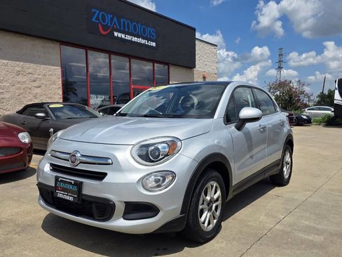 Used 2017 FIAT 500X Pop w/ Pop Popular Equipment Package image 1