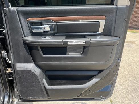 Used 2018 RAM 3500 Laramie image 26