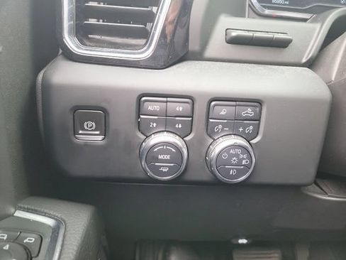 Certified 2024 GMC Sierra 1500 Denali w/ Technology Package AWD/4WD image 15