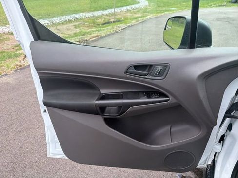 Used 2020 Ford Transit Connect XL FWD image 15