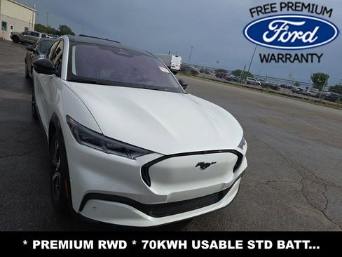 Used 2022 Ford Mustang Mach-E Premium image 2