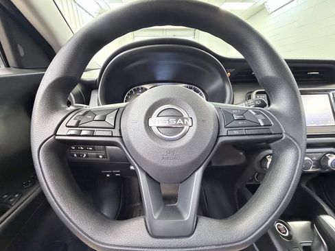 Used 2023 Nissan Kicks S FWD image 41