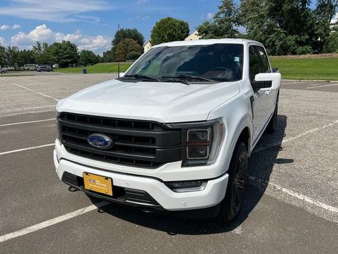 Used 2023 Ford F150 Lariat w/ Equipment Group 502A High AWD/4WD image 4