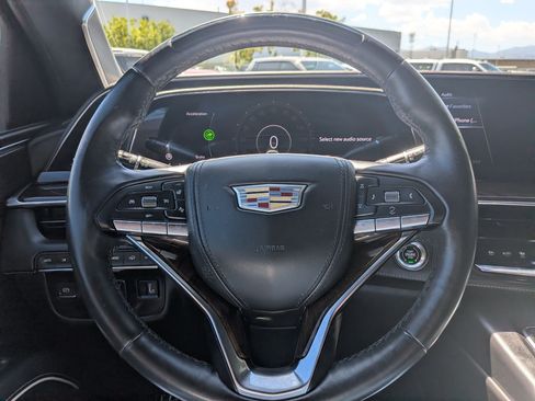 Used 2022 Cadillac Escalade Premium Luxury Platinum AWD/4WD image 14