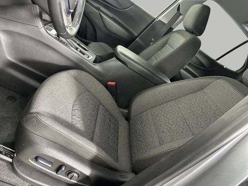 Used 2024 Chevrolet Equinox LT AWD/4WD image 11