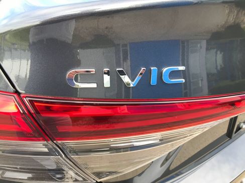 Certified 2024 Honda Civic Sport image 22