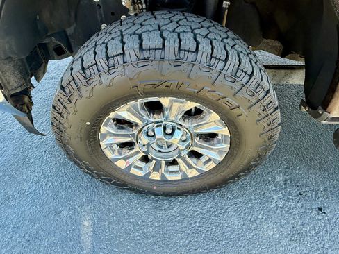 Used 2019 Ford F250 XLT w/ XLT Premium Package AWD/4WD image 20