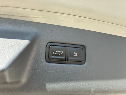 Used 2024 Hyundai Santa Fe Limited FWD image 23