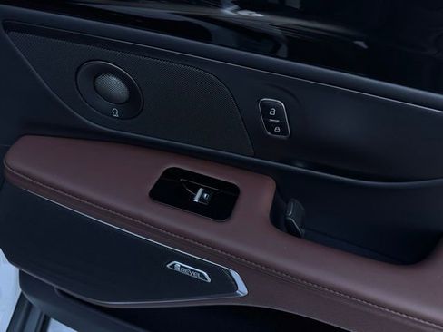 New 2026 Lincoln Nautilus Reserve w/ Jet Appearance Package AWD/4WD image 17