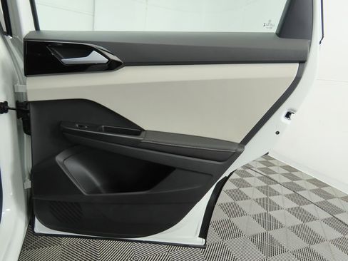 New 2026 Volkswagen Taos S image 25