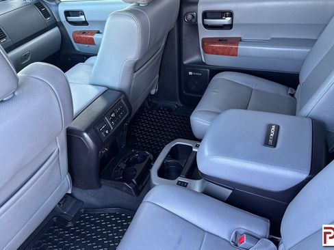 Used 2019 Toyota Sequoia Platinum AWD/4WD image 13